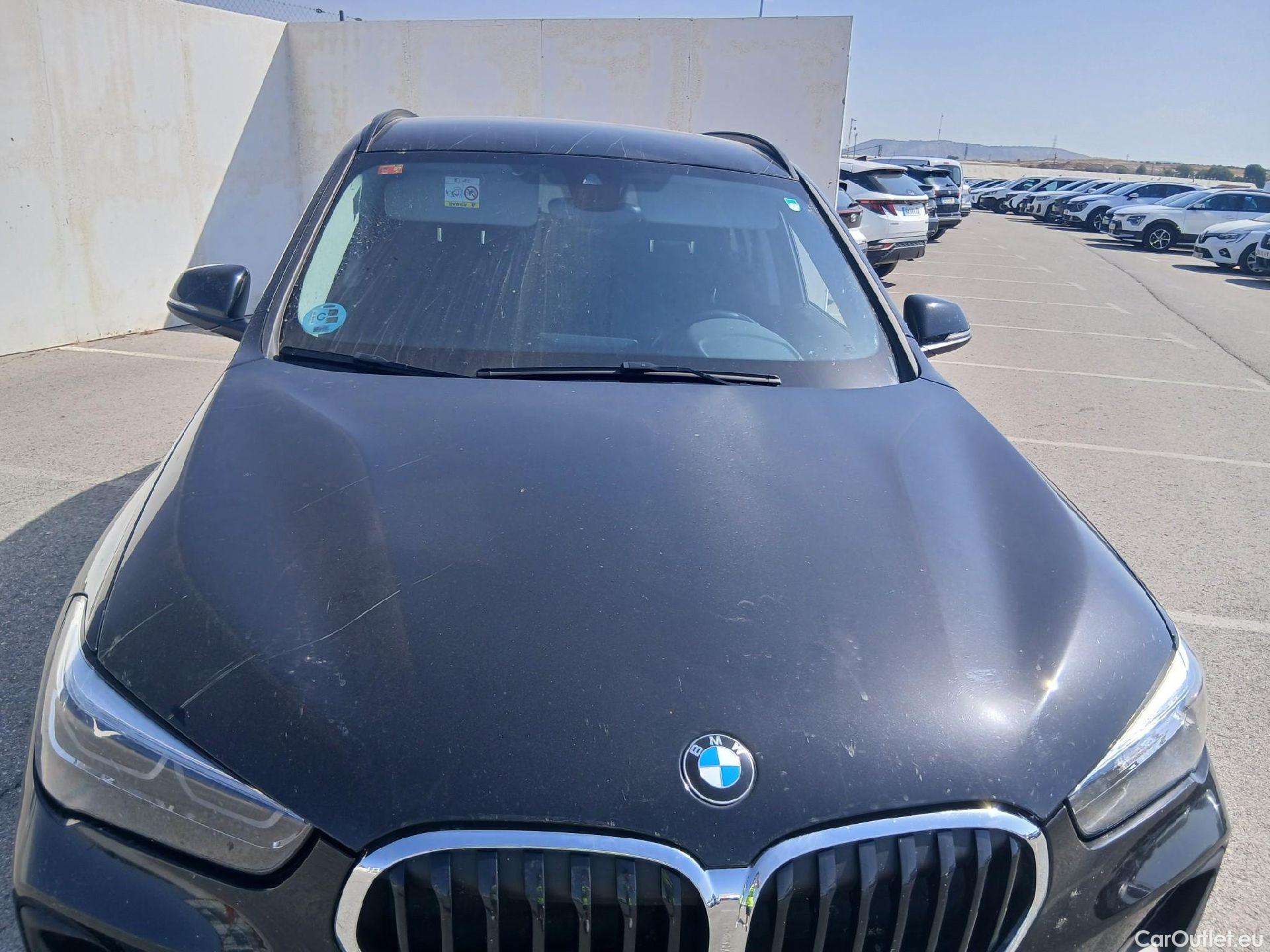  Bmw  X1 BMW  / 2019 / 5P / todoterreno sDrive18dA Corporate (AC3) #3