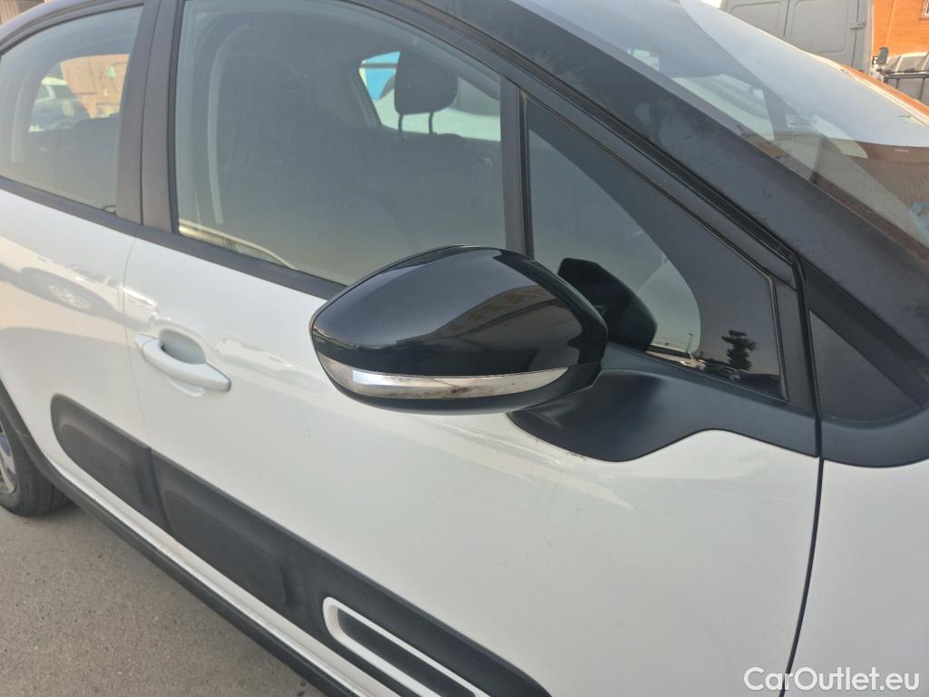  Citroen  C3 CITROEN  / 2020 / 5P / berlina con portón PureTech 81KW (110CV) S&S Feel Pack (AC2) #16