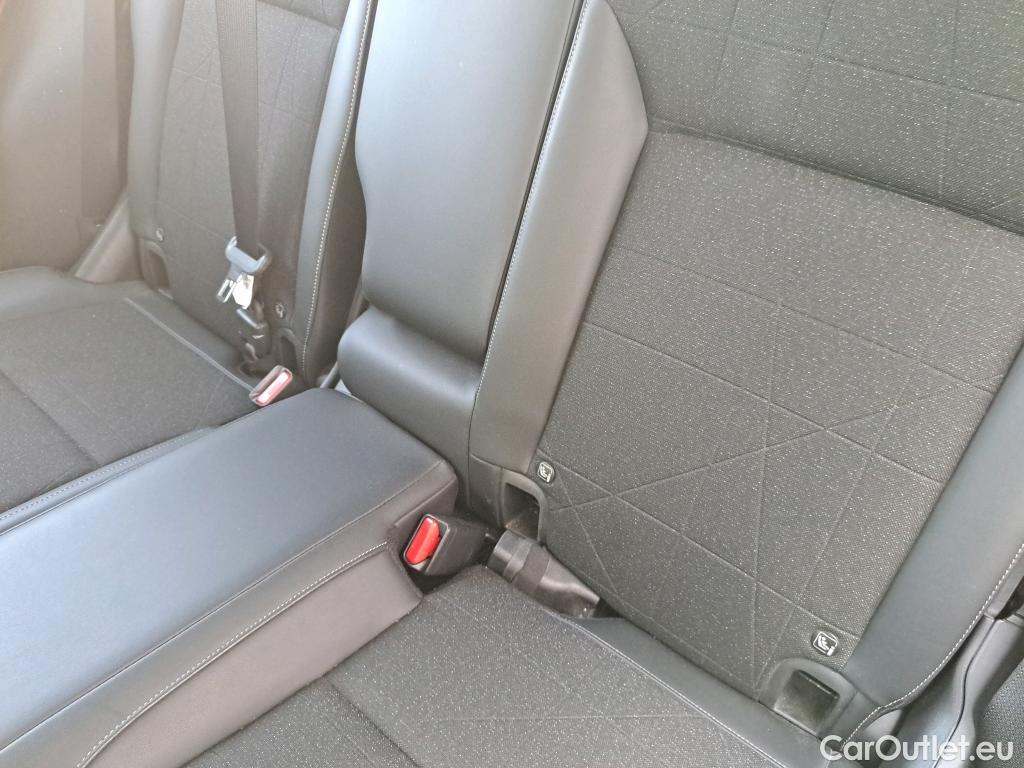  Honda  HR-V HONDA  / 2021 / 5P / todoterreno 1.5 i-MMD Advance 4x2 #26