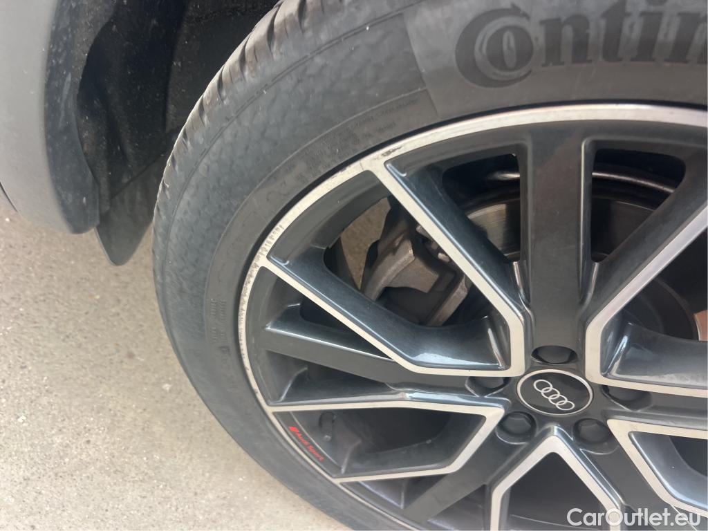  Audi  Q5 AUDI  / 2016 / 5P / todoterreno Black line 35 TDI 120kW S tronic #3