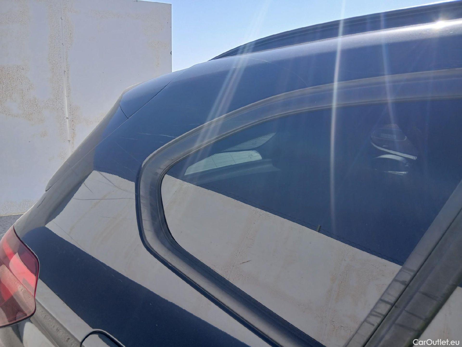  Bmw  X1 BMW  / 2019 / 5P / todoterreno sDrive18dA Corporate (AC3) #48