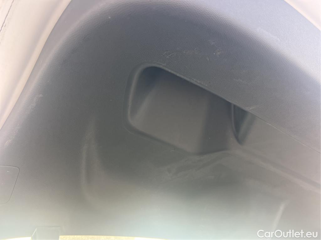  Opel  Corsa OPEL  / 2019 / 5P / berlina con portón 1.2 XEL 55kW (75CV) Edition #25