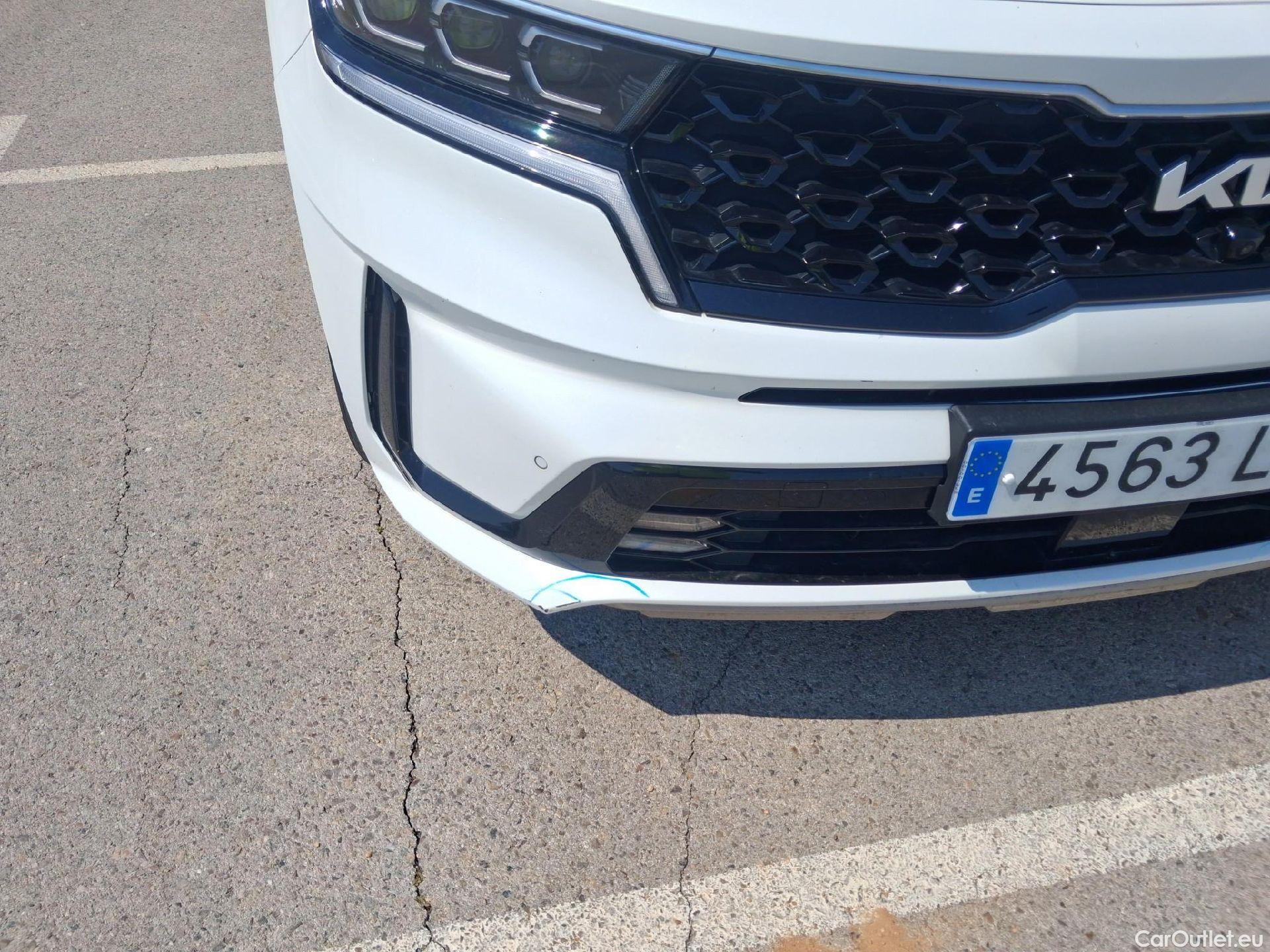  KIA  Sorento KIA  / 2020 / 5P / todoterreno 1.6 T-GDi PHEV Emotion 4x4 7pl P.Luxury #8