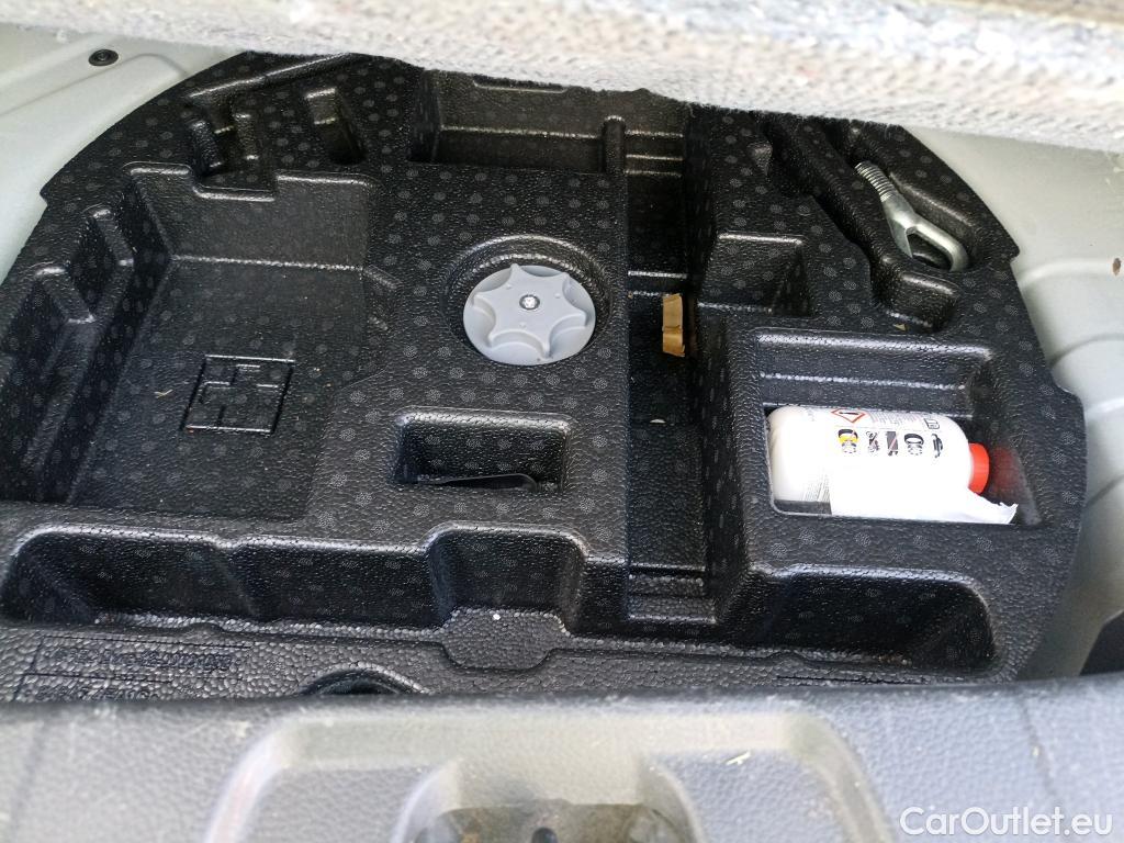  Nissan  Qashqai NISSAN  / 2017 / 5P / todoterreno dCi 150CV (110kW) N-CONNECTA (AC) #4