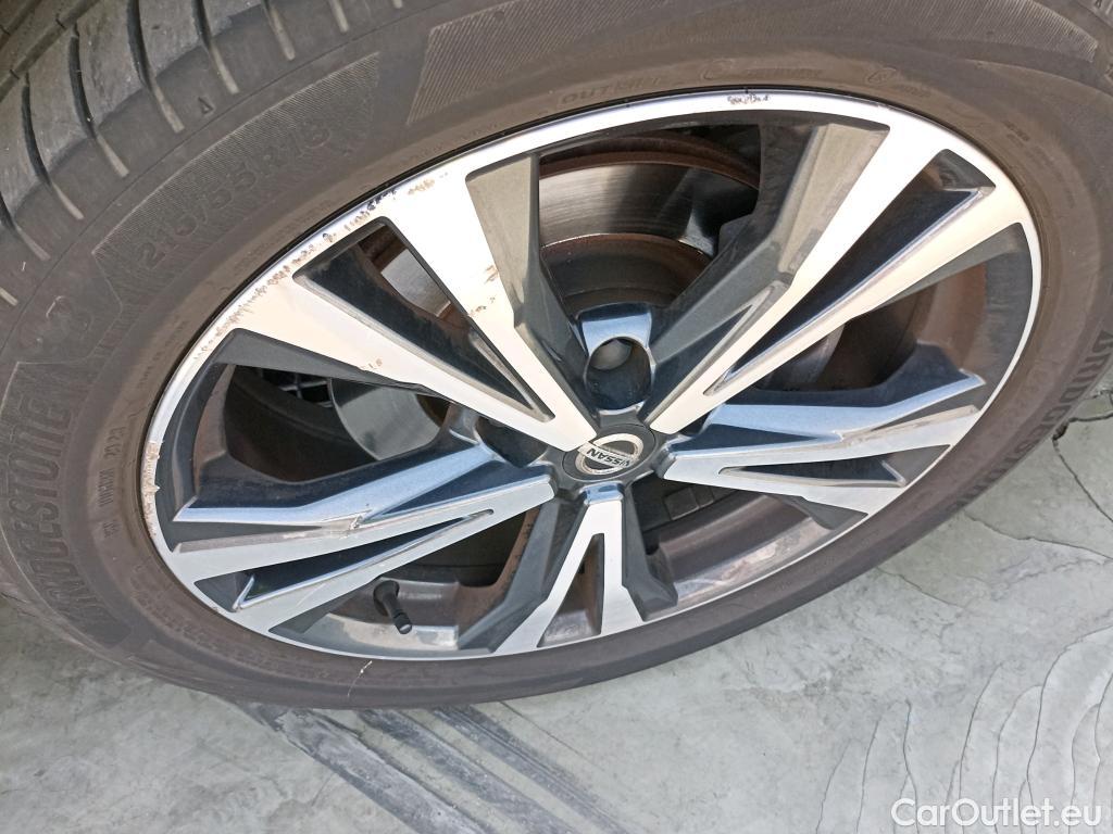  Nissan  Qashqai NISSAN  / 2017 / 5P / todoterreno dCi 150CV (110kW) N-CONNECTA (AC) #2
