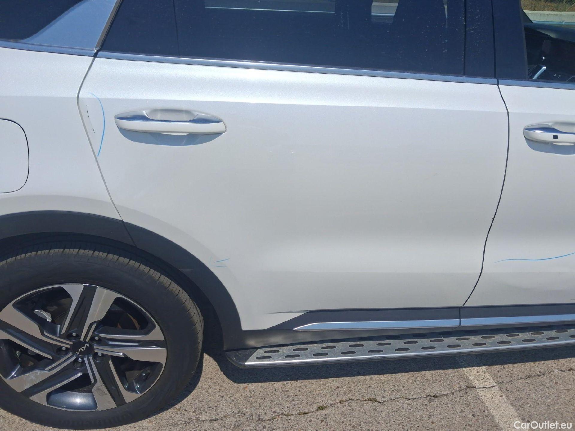 KIA  Sorento KIA  / 2020 / 5P / todoterreno 1.6 T-GDi PHEV Emotion 4x4 7pl P.Luxury #39