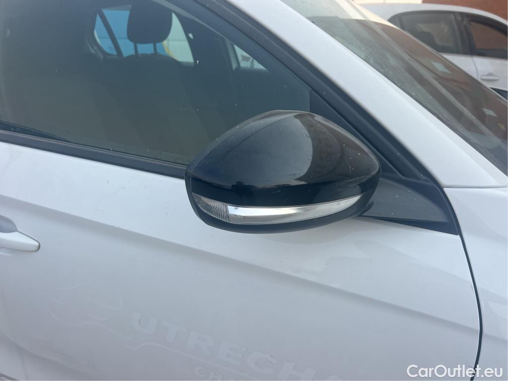  Opel  Corsa OPEL  / 2019 / 5P / berlina con portón 1.2 XEL 55kW (75CV) Edition #46