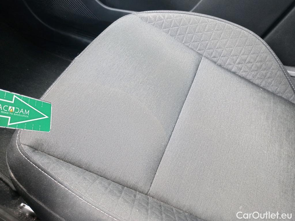  Renault  Captur RENAULT  / 2020 / 5P / todoterreno equilibre TCe 74 kW (100CV) GLP #5