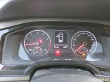 Volkswagen  Polo VOLKSWAGEN  / 2017 / 5P / berlina con portón Advance 1.0 59kW (80CV) #4
