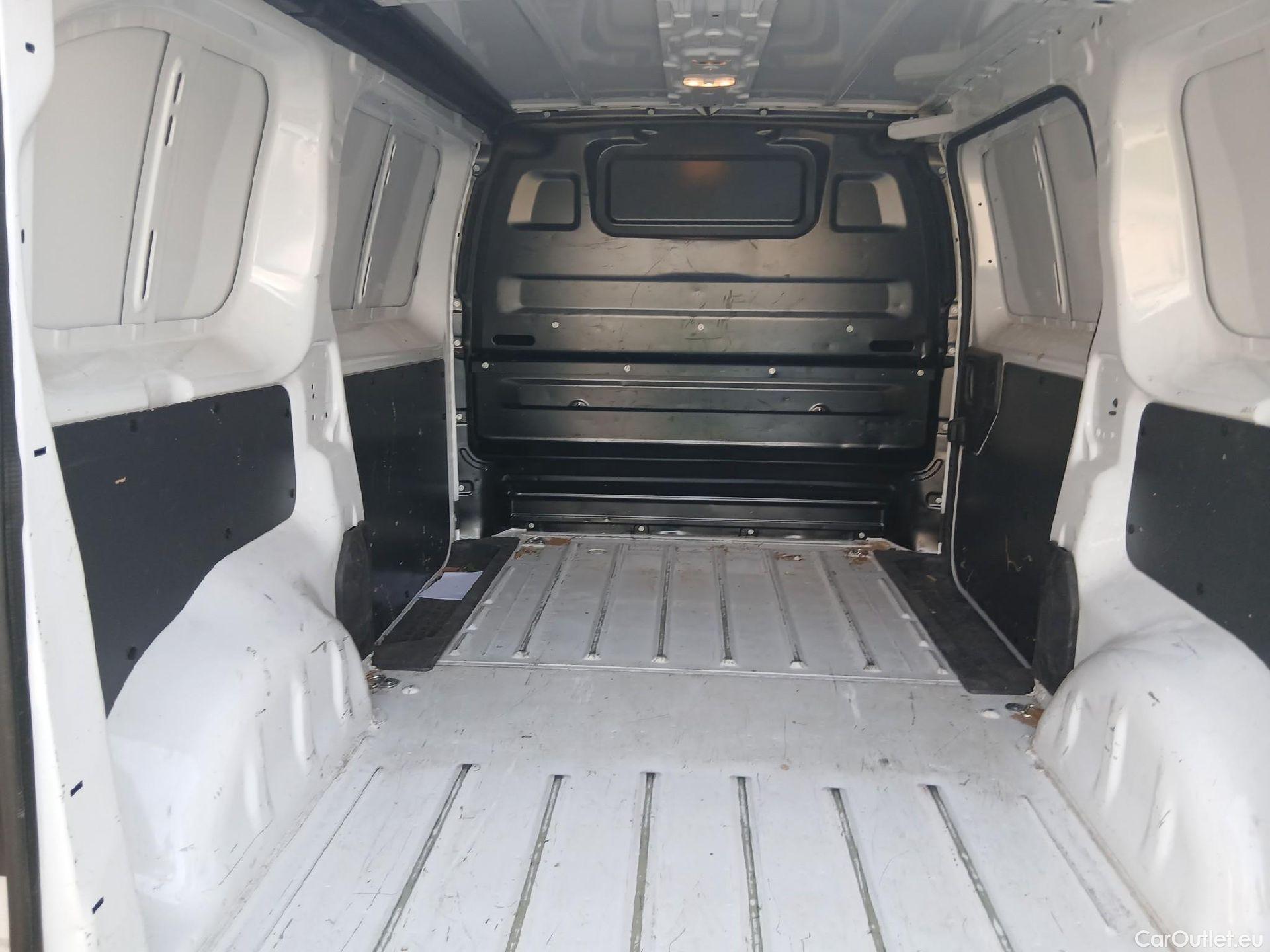  Citroen  Jumpy CITROEN  / 2016 / 4P / furgón Furgón Talla M BlueHDi 100 S&S 6v #22