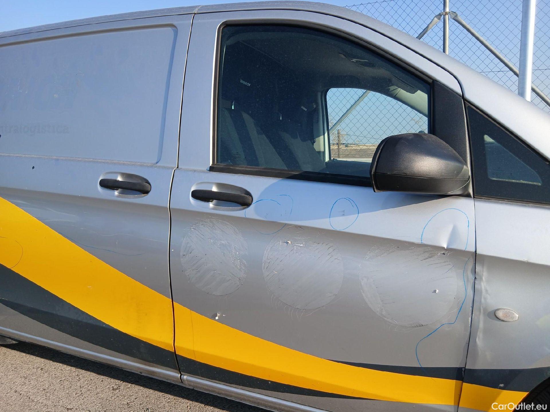  Mercedes  Vito MERCEDES-BENZ  / 2014 / 4P / furgón 111 CDI Larga #28