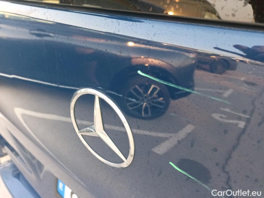  Mercedes  Vito MERCEDES-BENZ  / 2014 / 4P / combi 114CDI AT 100kW Tourer Pro 2020 Compacta #4