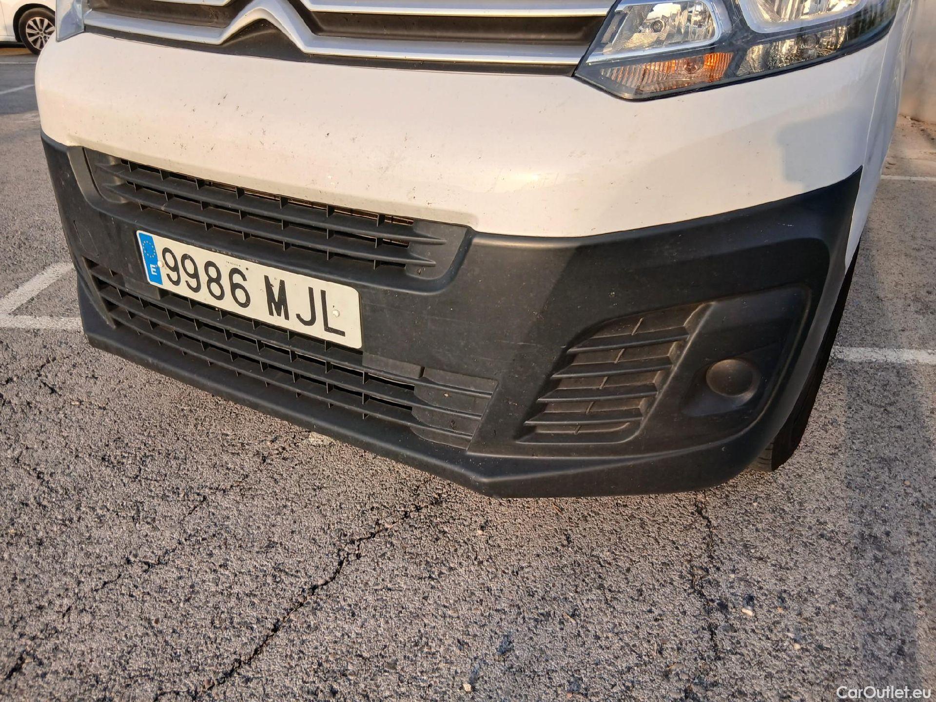  Citroen  Jumpy CITROEN  / 2016 / 4P / furgón Furgón Talla M BlueHDi 100 S&S 6v #4