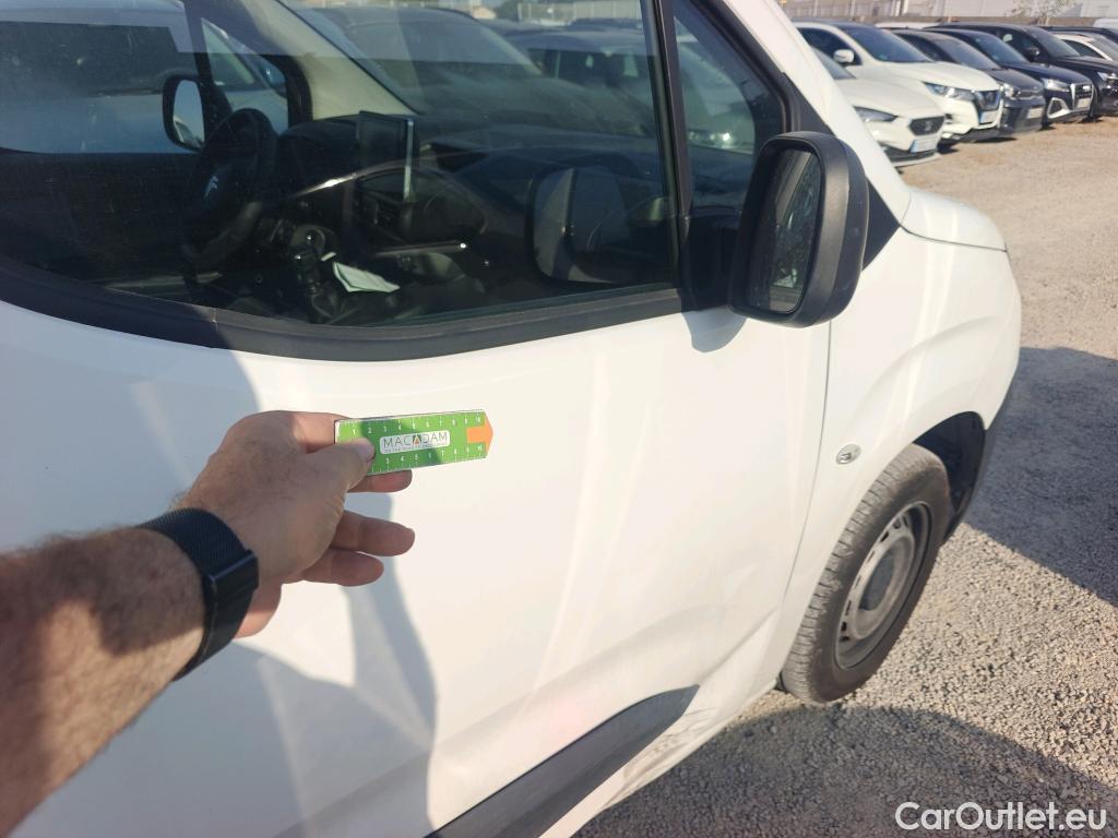  Citroen  Berlingo CITROEN  / 2018 / 4P / furgón derivado de turismo Talla M BlueHDi 100 CLUB #4