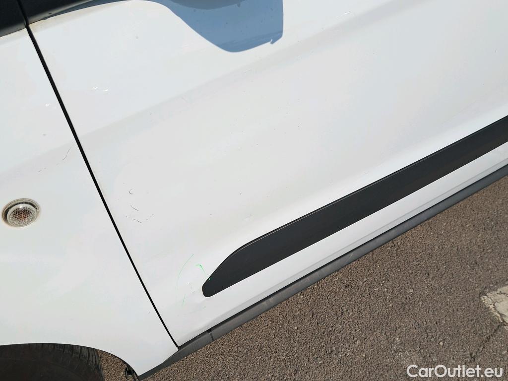  Ford  Transit FORD  Courier/2014/4P/furgón der.turis Van 1.5 TDCi 75kW Trend #19