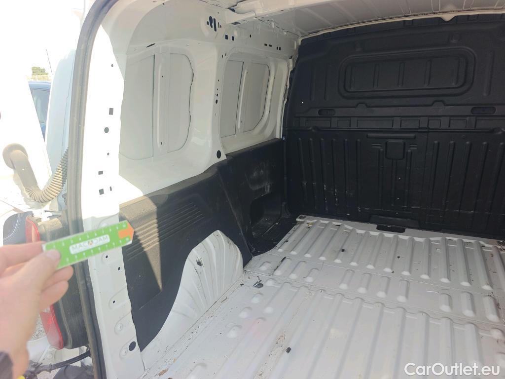  Citroen  Berlingo CITROEN  / 2018 / 4P / furgón derivado de turismo Talla M BlueHDi 100 CLUB #20