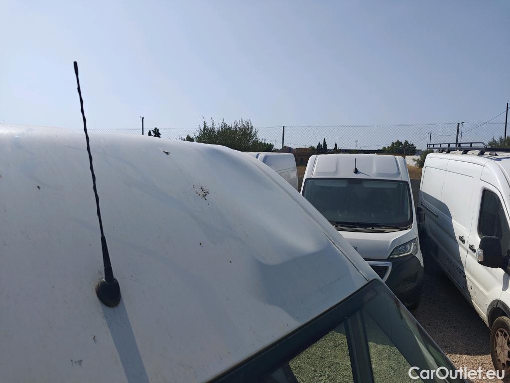  Citroen  Jumper CITROEN  / 2014 / 4P / combi BlueHDi 103KW (140CV) S&S Combi 33 L2H2 #8