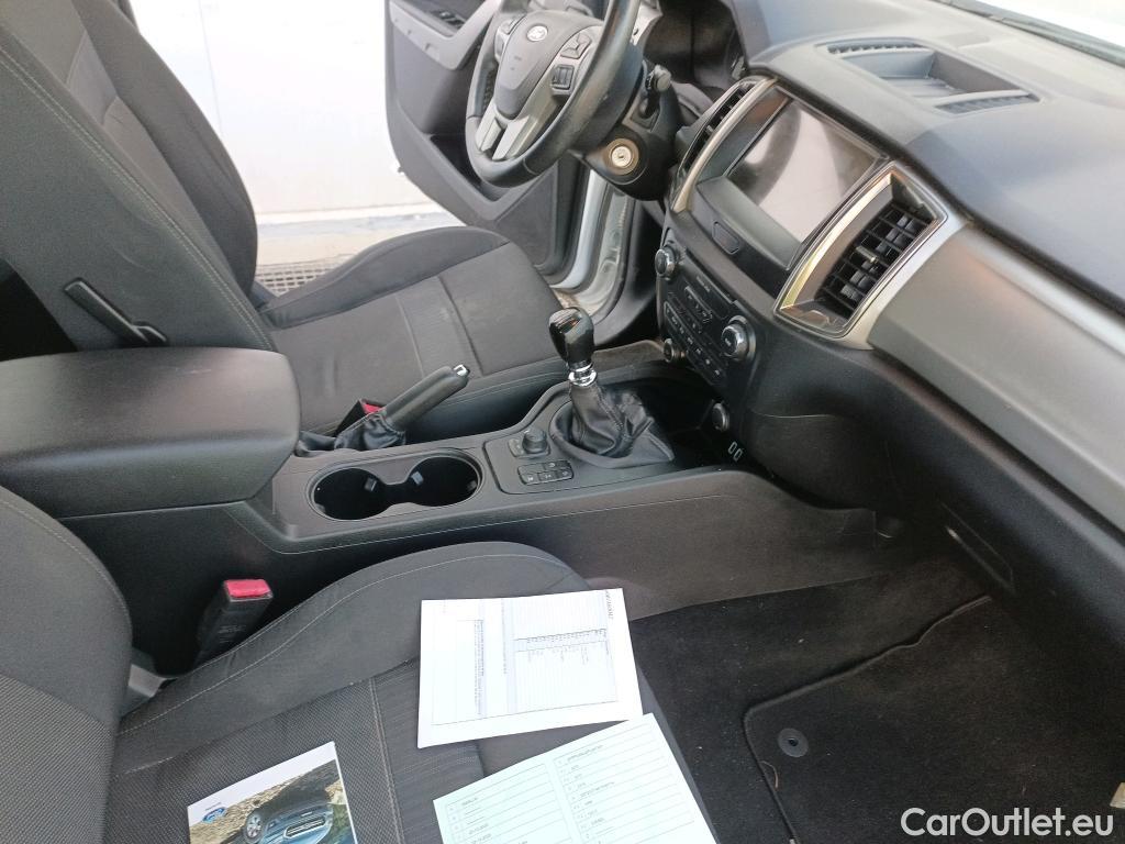  Ford  Ranger FORD  / 2019 / 4P / pickup doble cabina 2.0 TDCi 125kW 4x4 Doble Cab. XLT S/S #13
