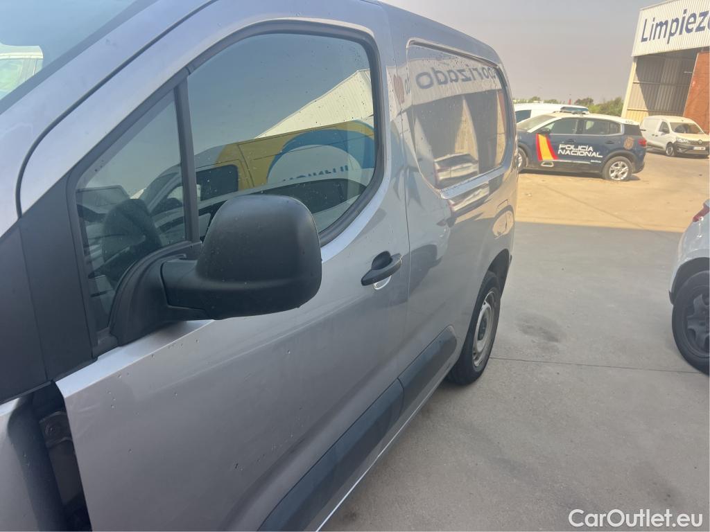  Opel  Combo OPEL  / 2018 / 3P / furgón derivado de turismo 1.5 TD S/S 75kW (100CV) Express L H1 650 #10