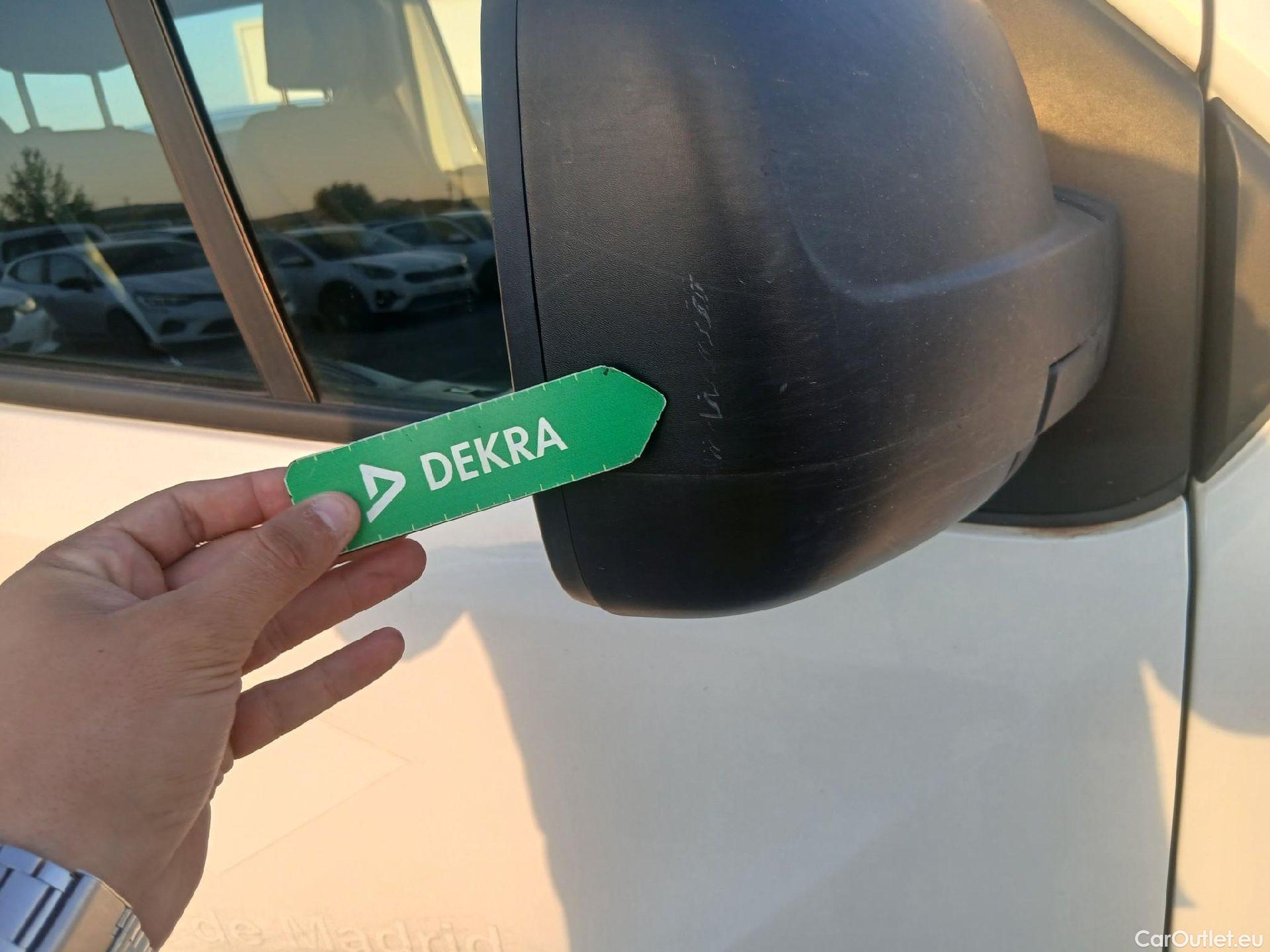  Renault  Trafic RENAULT  / 2019 / 4P / furgón Doble Cabina 27 L1 Energy BluedCi 88 kW #10