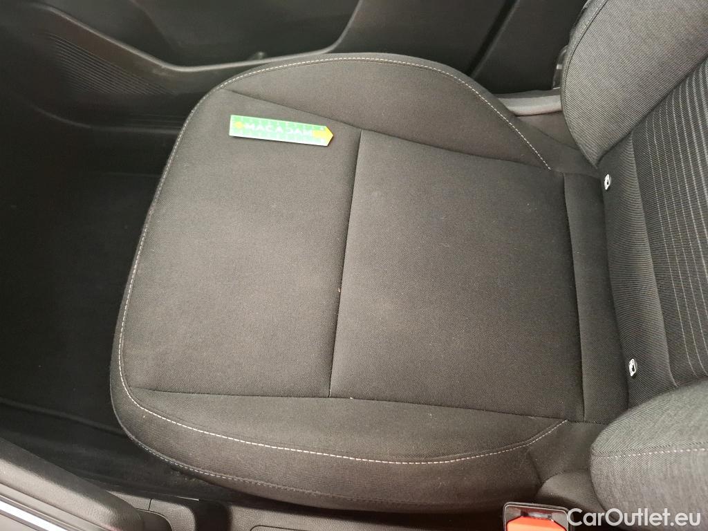  Renault  Captur RENAULT  / 2019 / 5P / SUV Business TCe 140 EDC FAP -21 TVU #8