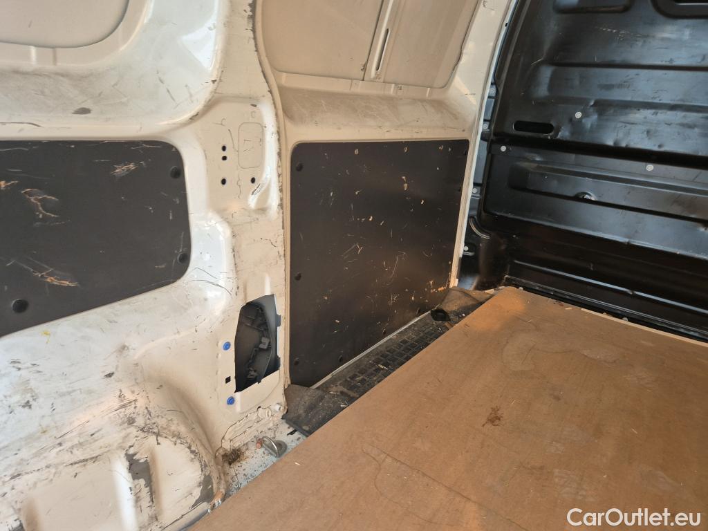  Opel  Vivaro OPEL  / 2019 / 4P / furgón 1.5 Diésel 88kW (120CV) M Std Select #28