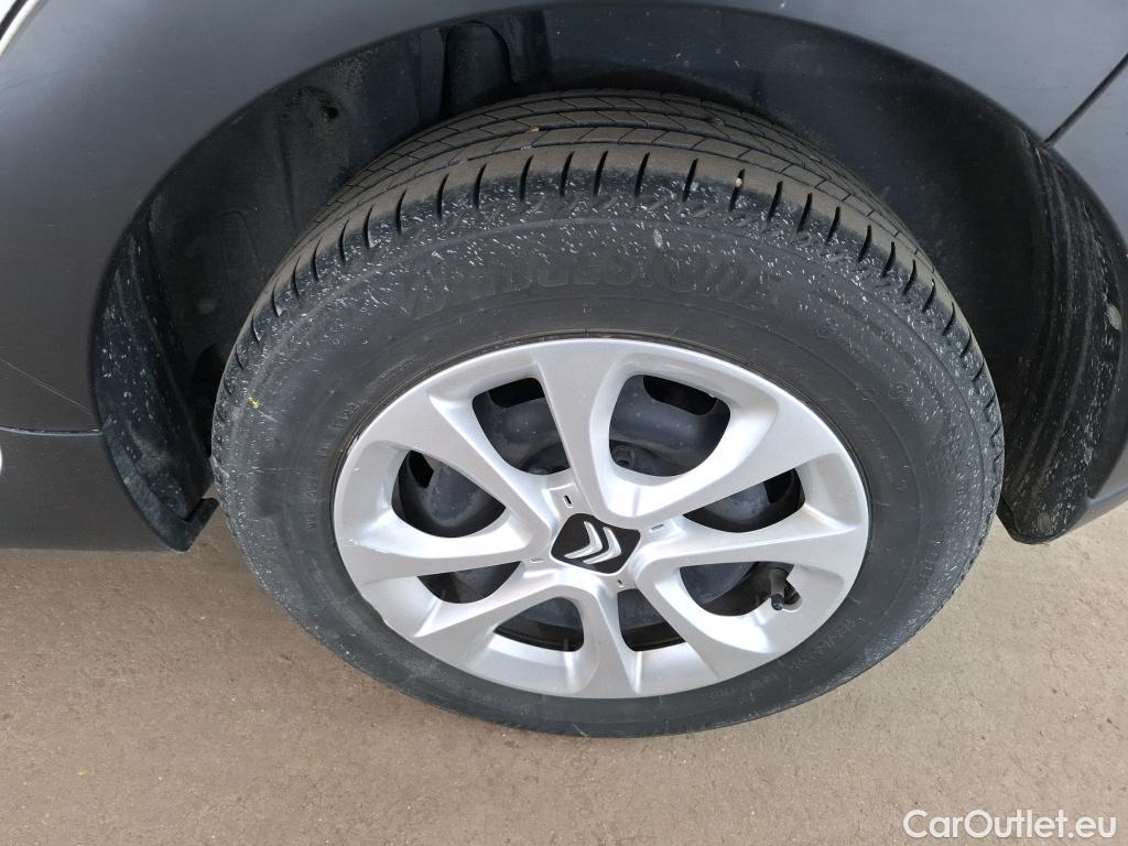  Citroen  C3  Société Feel 1.5 BlueHDI 100CV BVM6 E6d #4