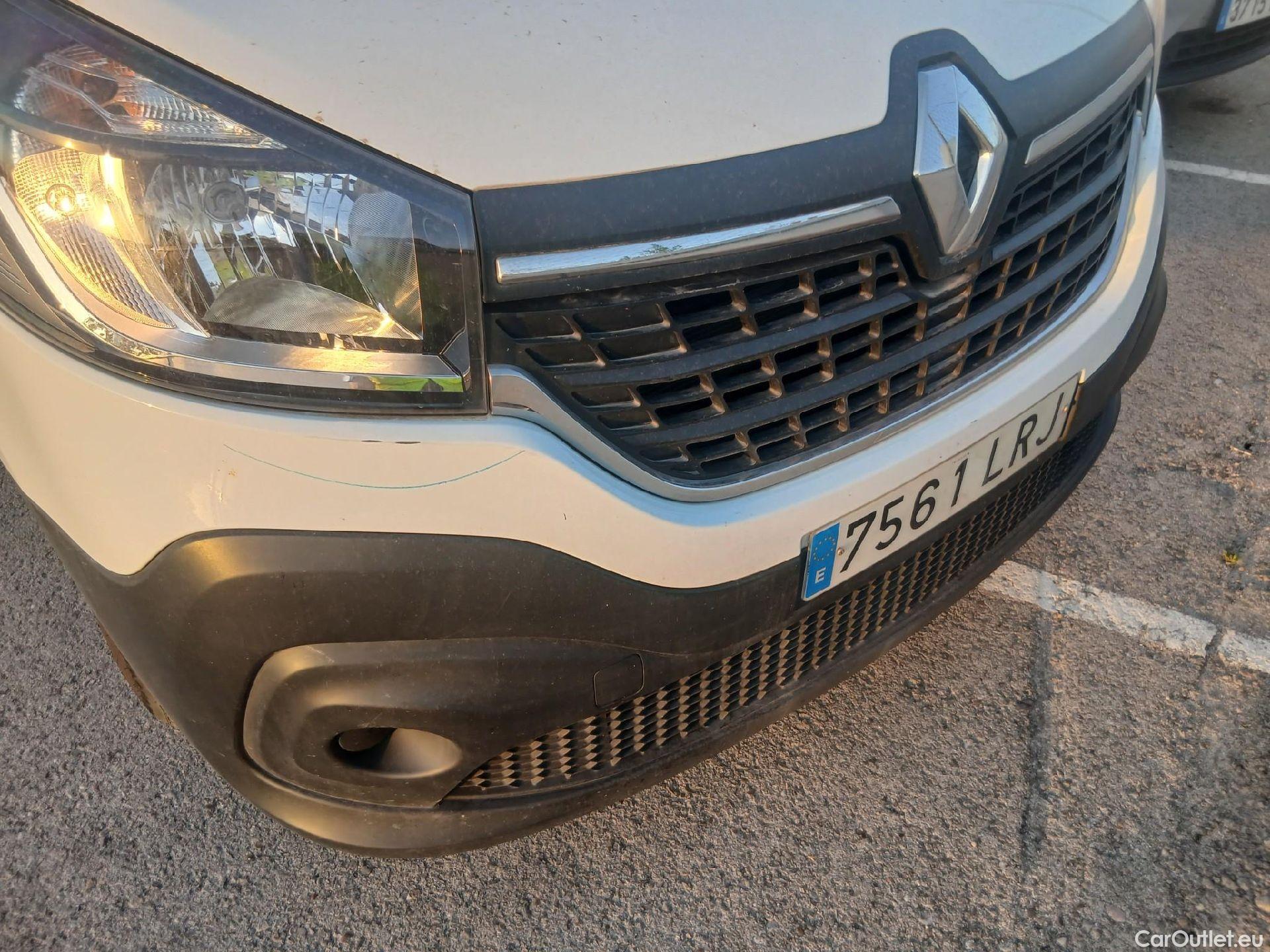  Renault  Trafic RENAULT  / 2019 / 4P / furgón Doble Cabina 27 L1 Energy BluedCi 88 kW #2