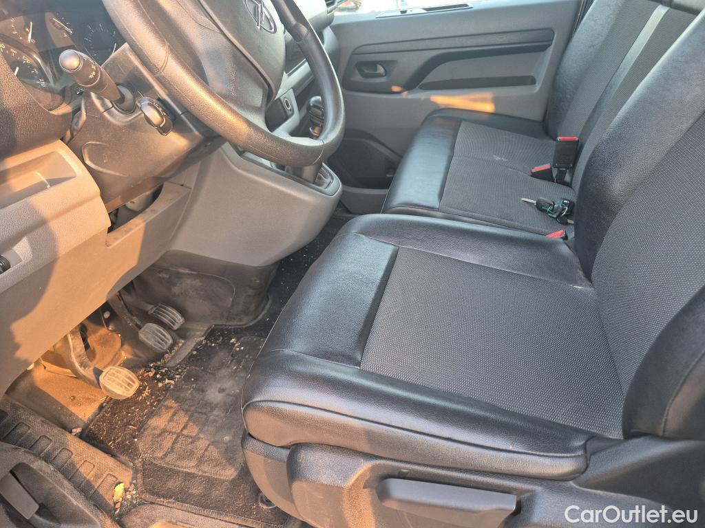  Opel  Vivaro OPEL  / 2019 / 4P / furgón 1.5 Diésel 88kW (120CV) M Std Select #53