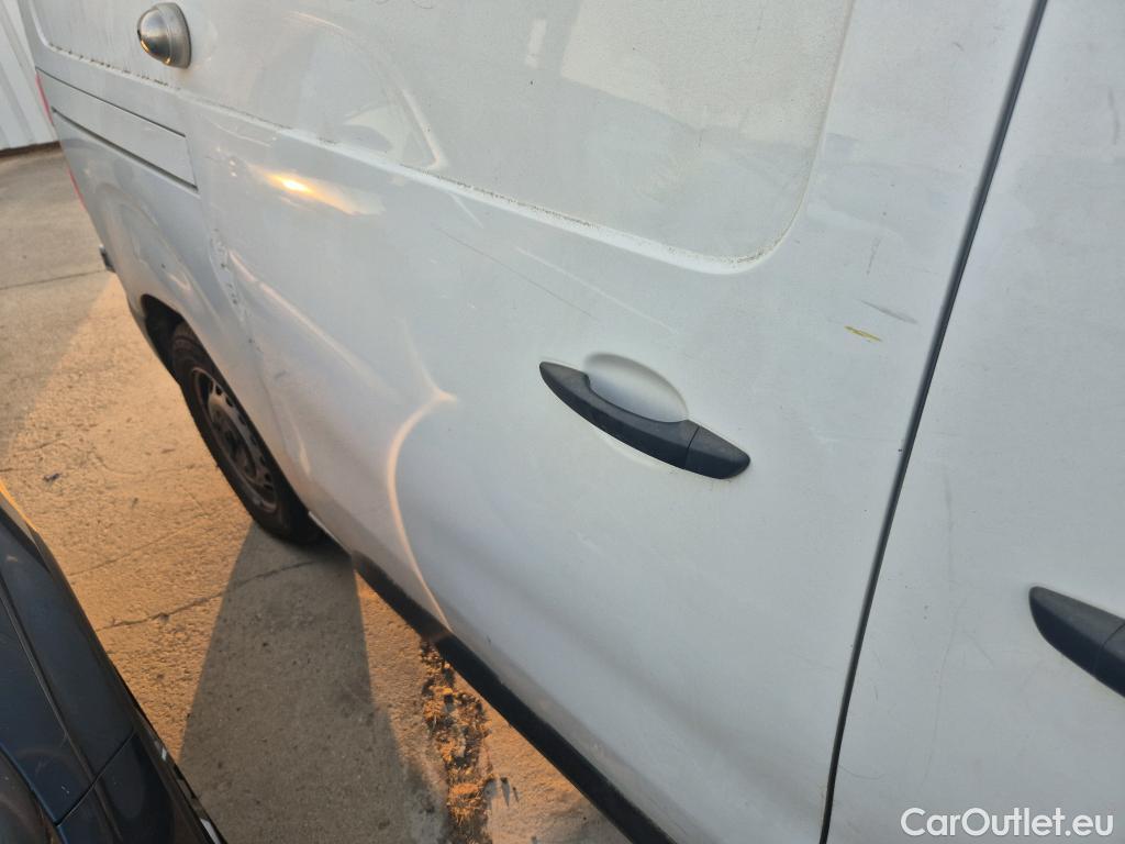  Opel  Vivaro OPEL  / 2019 / 4P / furgón 1.5 Diésel 88kW (120CV) M Std Select #10