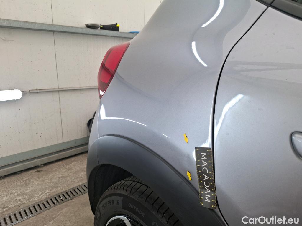  Citroen  C3  Plus 1.2 PureTech 80CV BVM5 6E #4