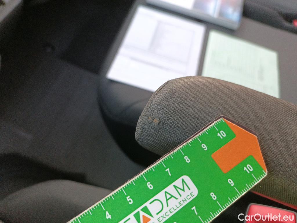  Volkswagen  Crafter VOLKSWAGEN  / 2017 / 4P / furgón 35 Furgón BM TN L3H2 2.0TDI 103kW(140CV) #12