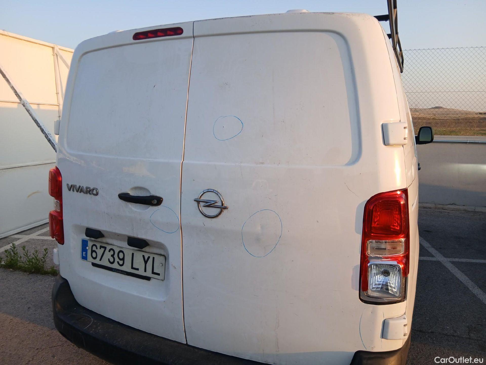  Opel  Vivaro OPEL  / 2019 / 4P / furgón 1.5 Diésel 88kW (120CV) M Std Express #29