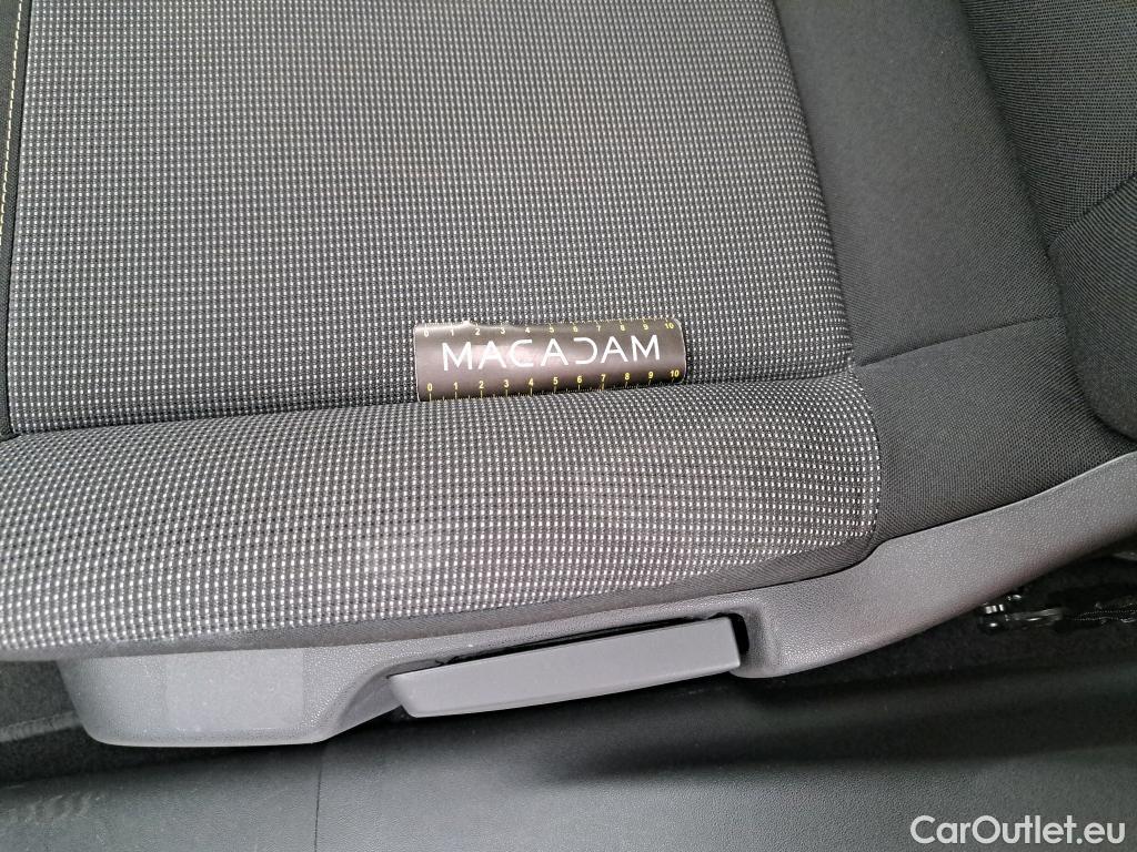  Citroen  C3  Plus 1.2 PureTech 80CV BVM5 6E #7
