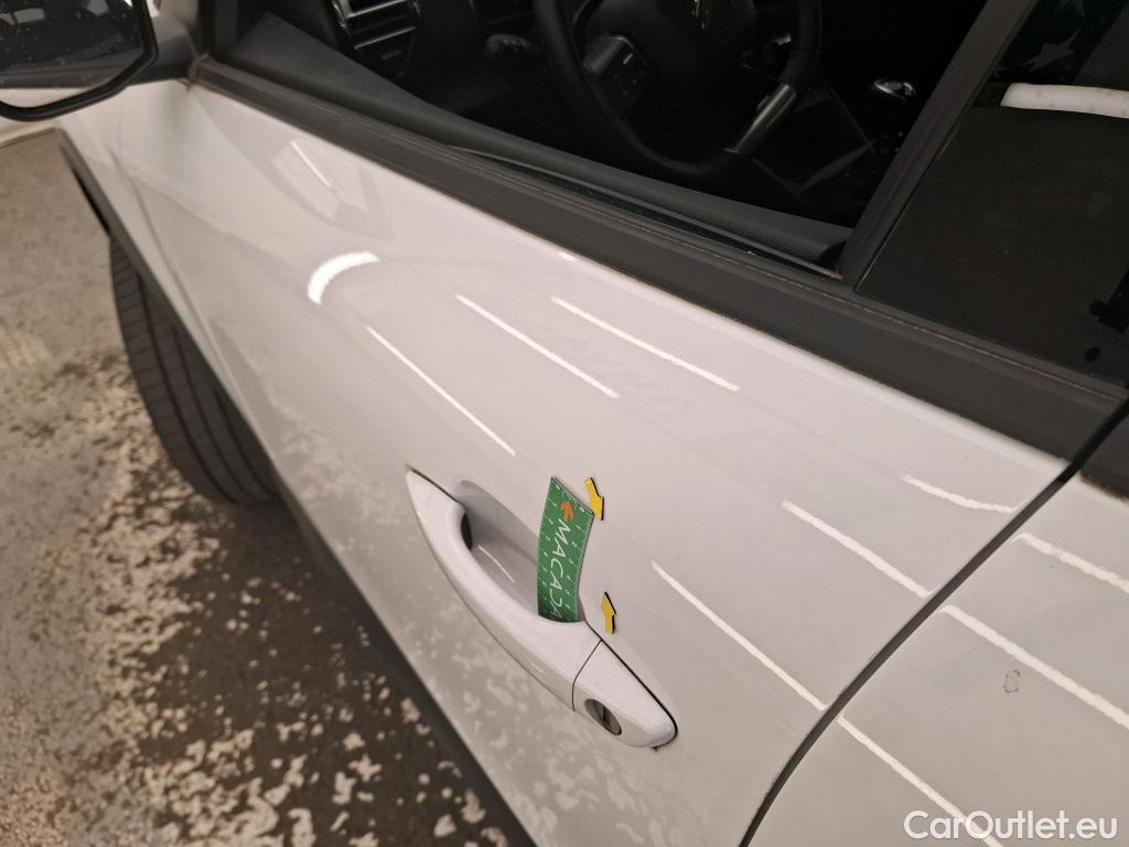  Citroen  C4  Berline Plus 1.2 PureTech 130CV BVM6 6E #10