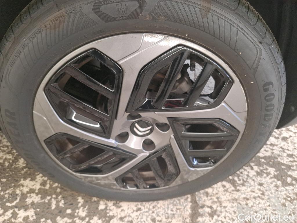  Citroen  C4  Berline Plus 1.2 PureTech 130CV BVM6 6E #19