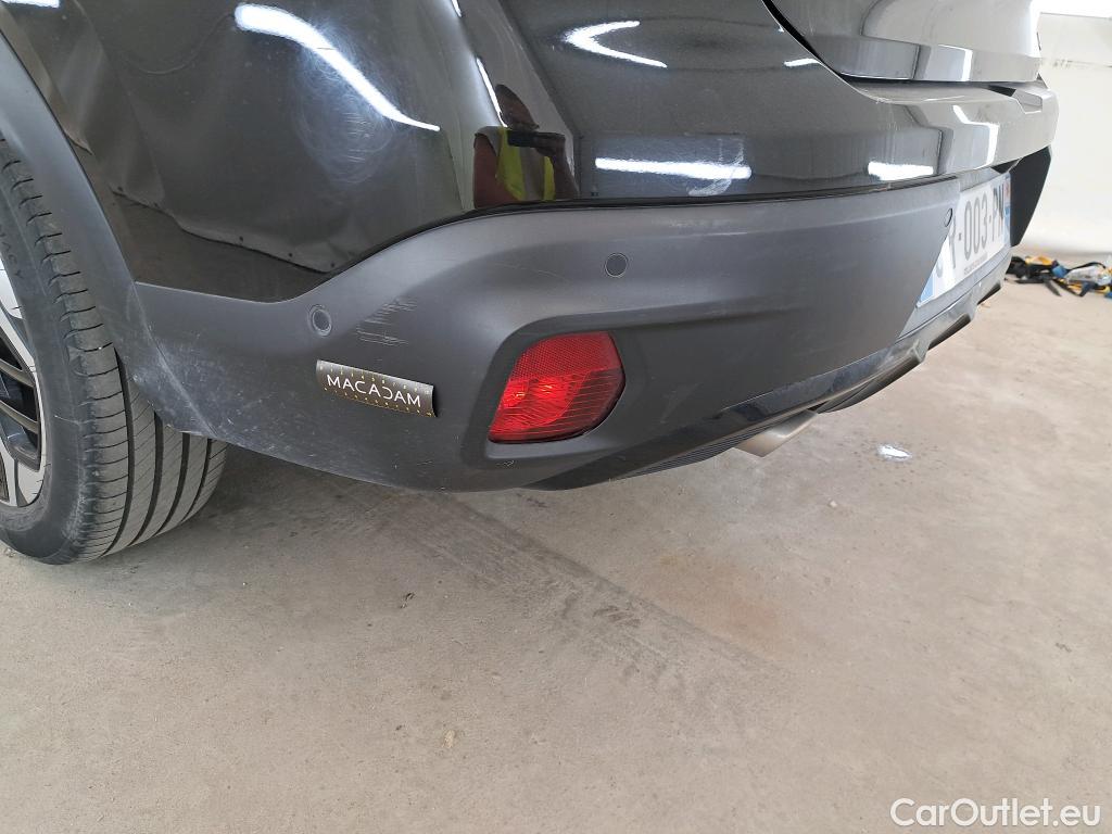  Citroen  C4 CITROEN  X / 2022 / 4P / Berline PureTech 130 S&S EAT8 Shine #12