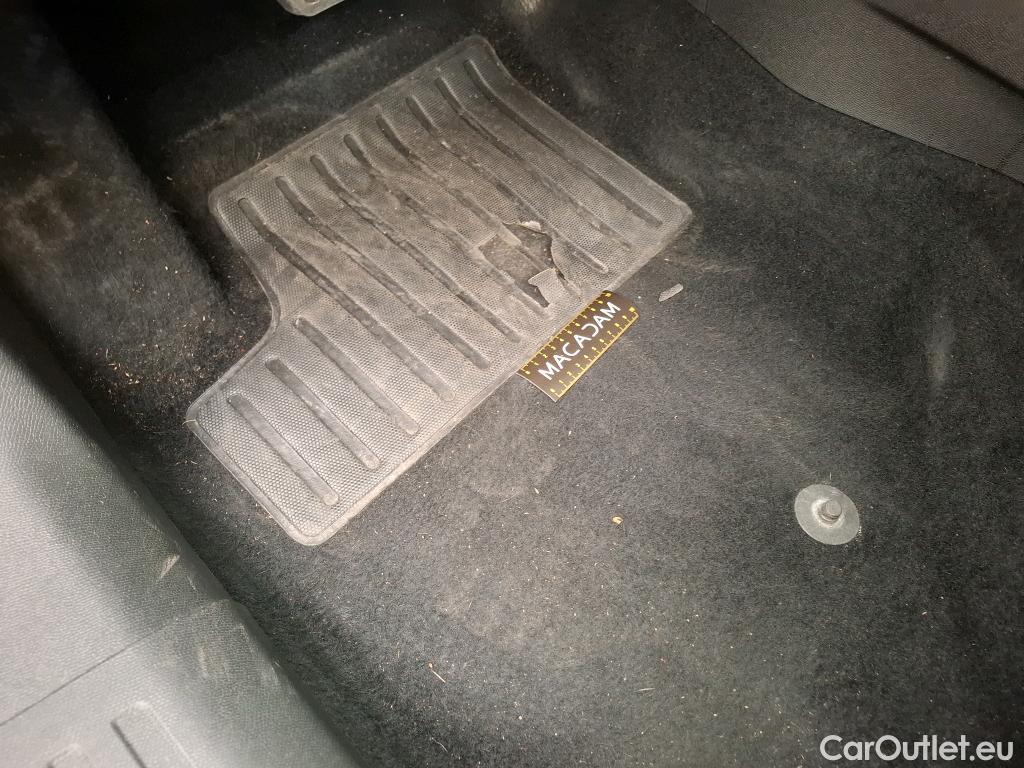  Citroen  C4  Berline Feel Pack 1.2 PureTech 130CV BVA8 6E #13