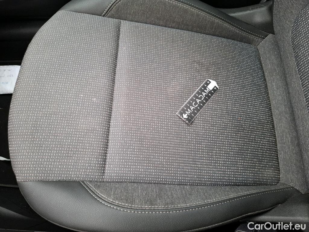  Opel  Crossland  X Elegance Business 1.2 Turbo 110CV BVM6 E6d #31