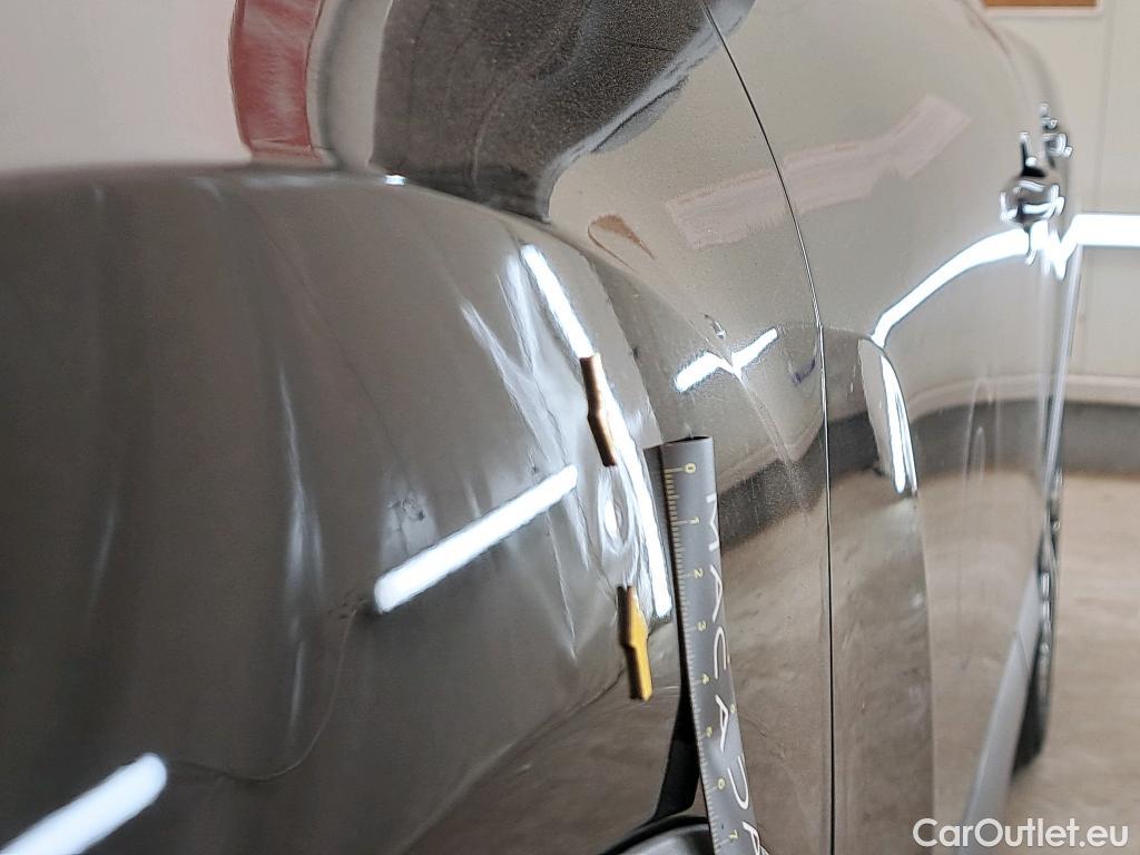  Citroen  C4 CITROEN  X / 2022 / 4P / Berline PureTech 130 S&S EAT8 Shine #10