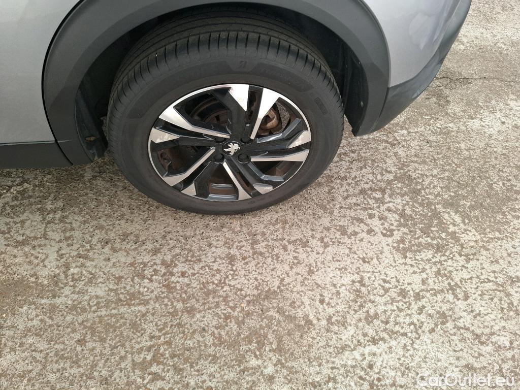  Peugeot  2008  Allure Pack 1.2 PureTech 130CV BVM6 E6d #6