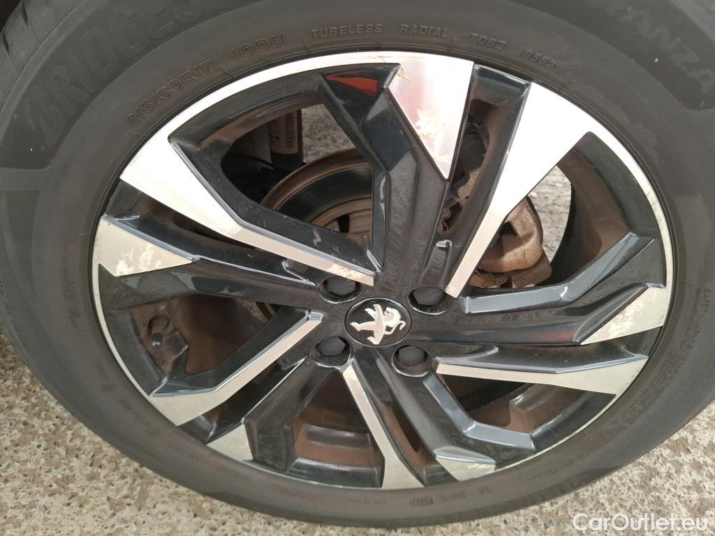  Peugeot  2008  Allure Pack 1.2 PureTech 130CV BVM6 E6d #7
