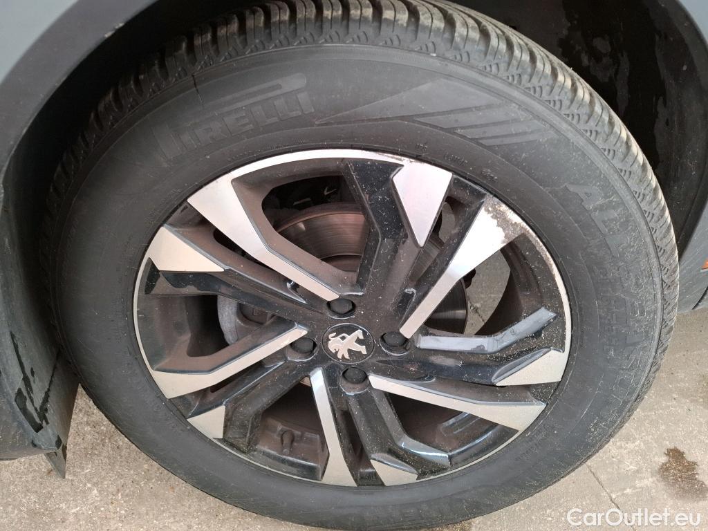  Peugeot  2008  Allure Business 1.2 PureTech 100CV BVM6 E6d #15