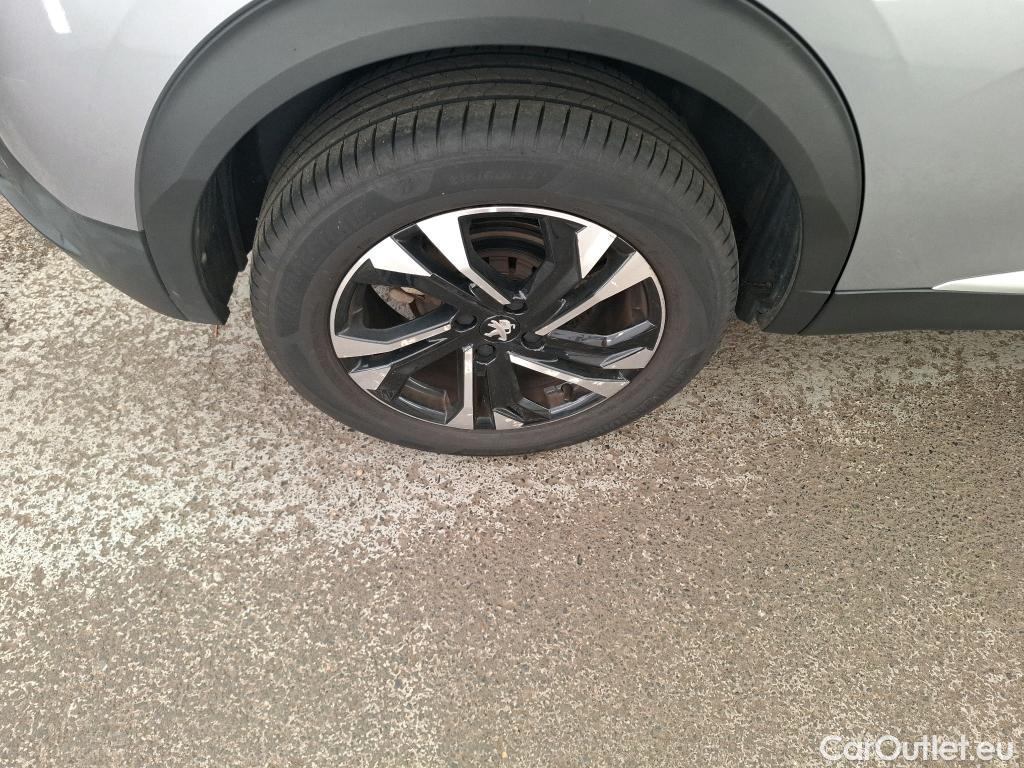  Peugeot  2008  Allure Pack 1.2 PureTech 130CV BVM6 E6d #13