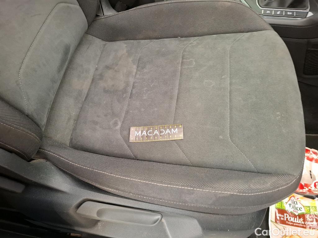  Volkswagen  Tiguan VOLKSWAGEN  2020 5P SUV 1 5 TSI 150 DSG7 Elegance #15