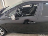  Peugeot  208 Peugeot  Signature 1.2 PureTech 82 5d #8