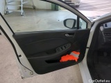  Renault  Clio  V Intens 1.5 dCi 85KW MT6 E6dT #19