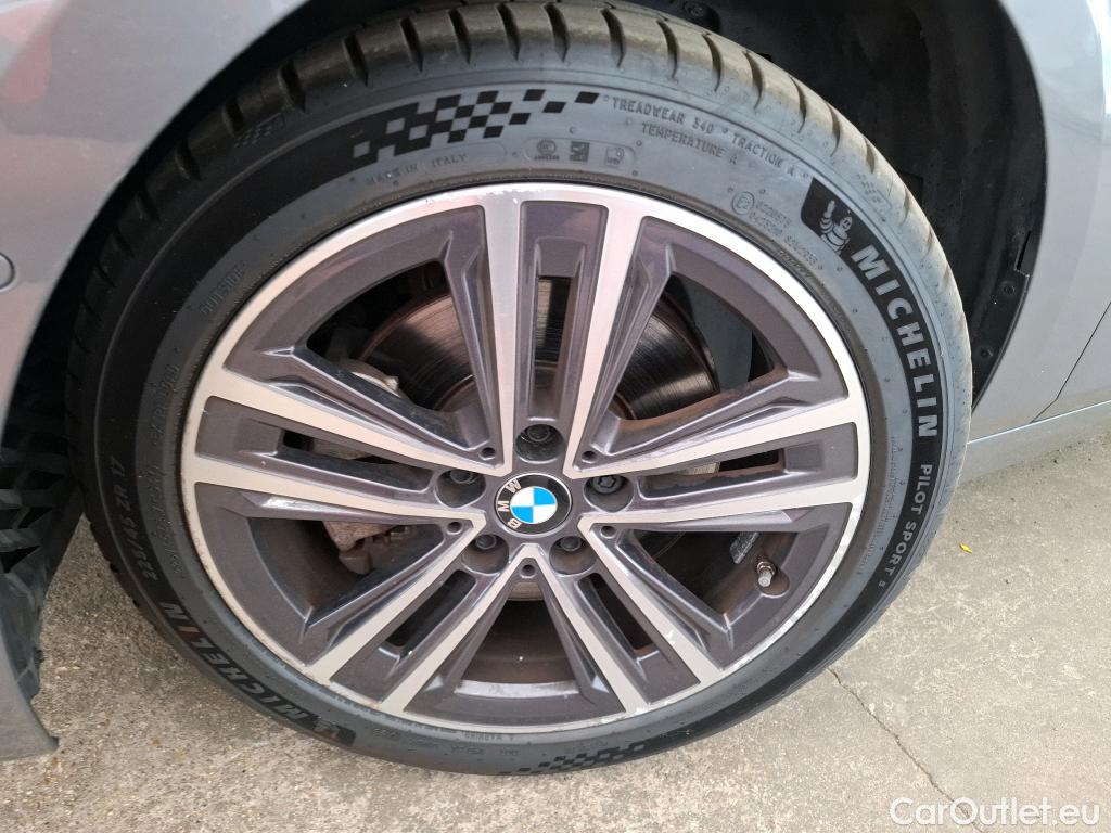  Bmw  Serie 1 BMW Série 1 2019 5P Berline 116i DKG7 Business Design #4