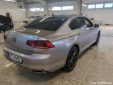  Volkswagen  Passat Volkswagen  2.0 TDI SCR 4MOTION 200 KM DSG Elegance 4d #2