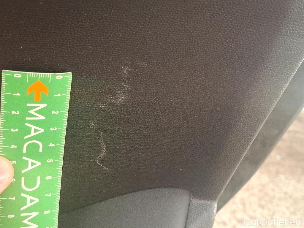  Peugeot  2008  Allure 1.2 PureTech 130CV BVA8 E6d #7